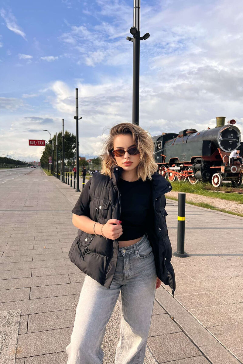 JELEK NJË NGJYRËSH ME ZINXHIR PËR FEMRA NË NGJYRËN E ZEZË - 1
