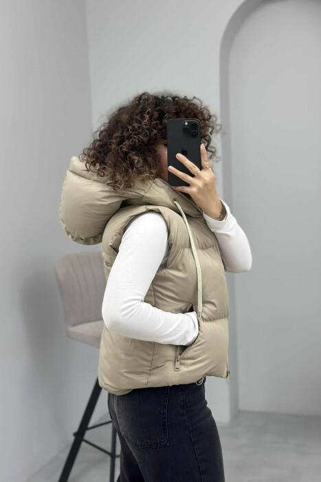 JELEK NJËNGJYRËSH ME KAPUC DHE ZINXHR PËR FEMRA NË NGJYRËN BEZHË TË ERRËT - 4