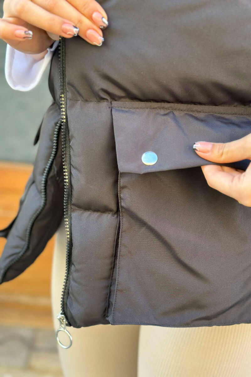 JELEK PËR FEMRA NË NGJYRËN E ZEZË - 4