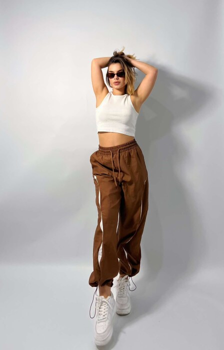 ONE COLOR JOGGING WOMEN SWEATPANTS BROWN/KAFE 