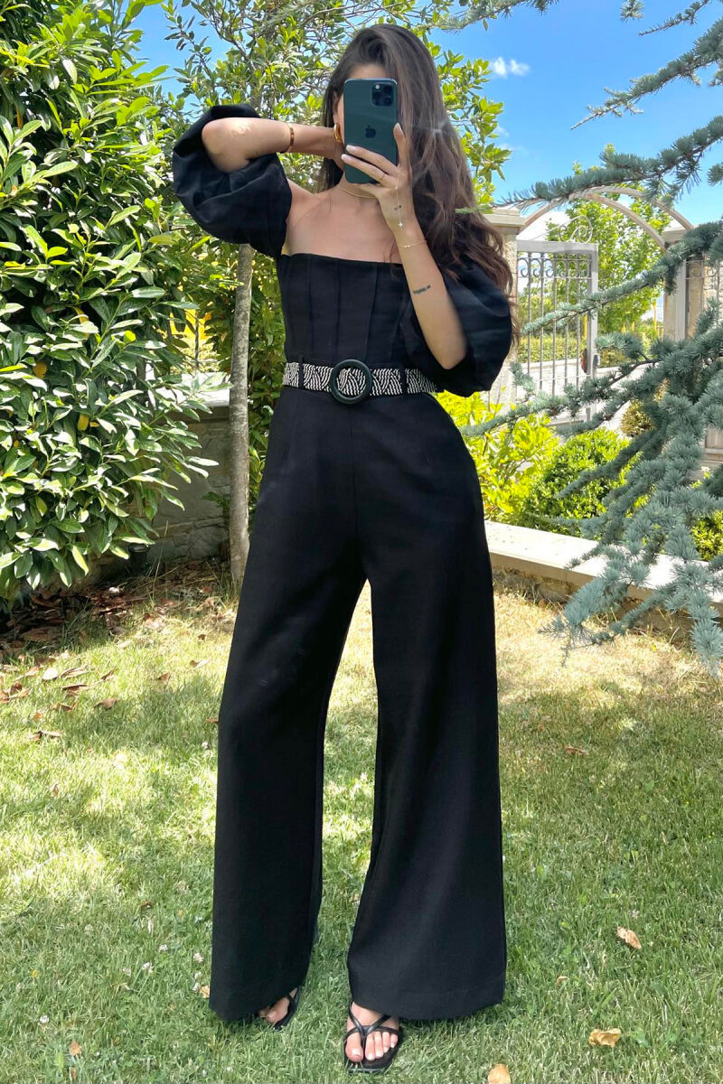 JUMPSUIT I THJESHTË ME DETAJIN E RRIPIT PËR FEMRA NË NGJYRËN E ZEZË - 2