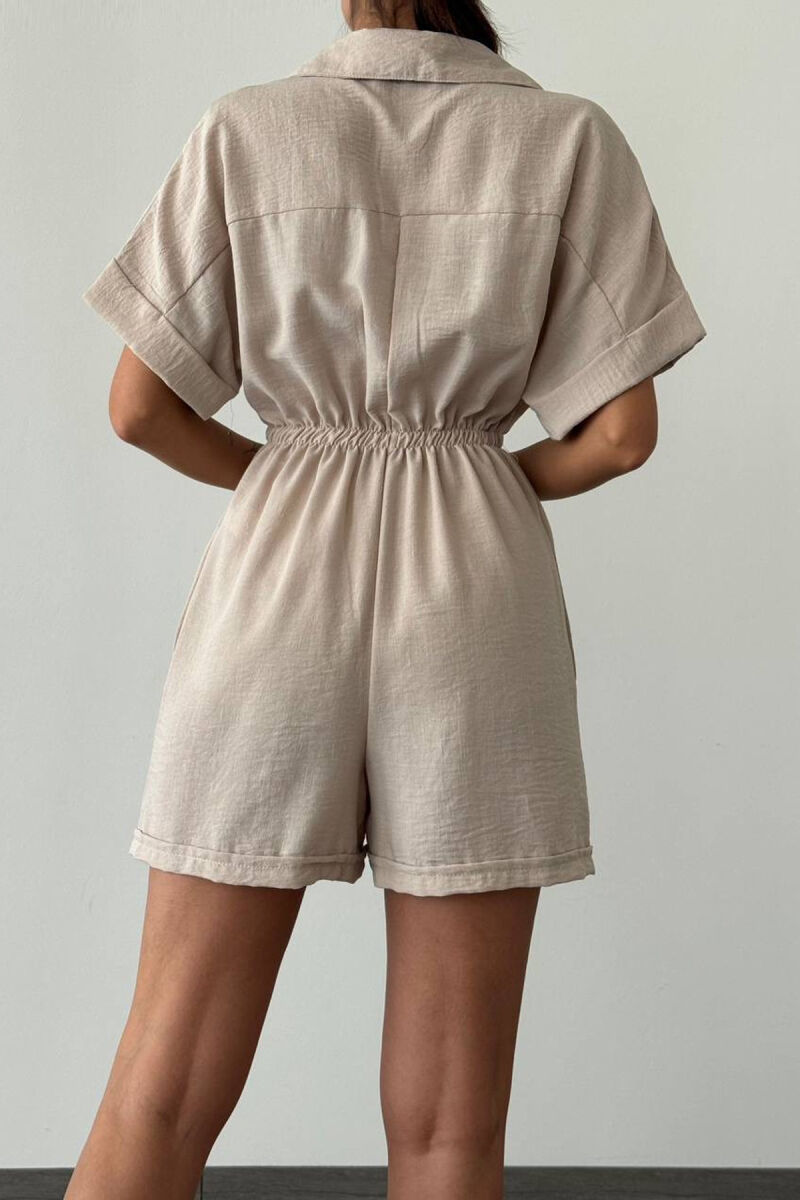 JUMPSUIT NJË NGJYRËSH ME JAKË POLO PËR FEMRA NË NGJYRËN BEZHË - 6