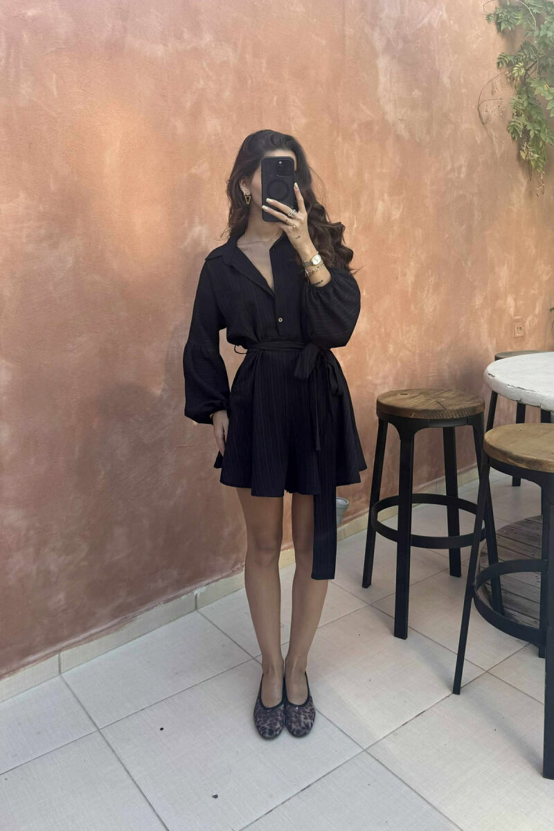 JUMPSUIT NJË NGJYRËSH ME KOPSA DHE LIDHËSE PËR FEMRA NË NGJYRËN E ZEZË - 1