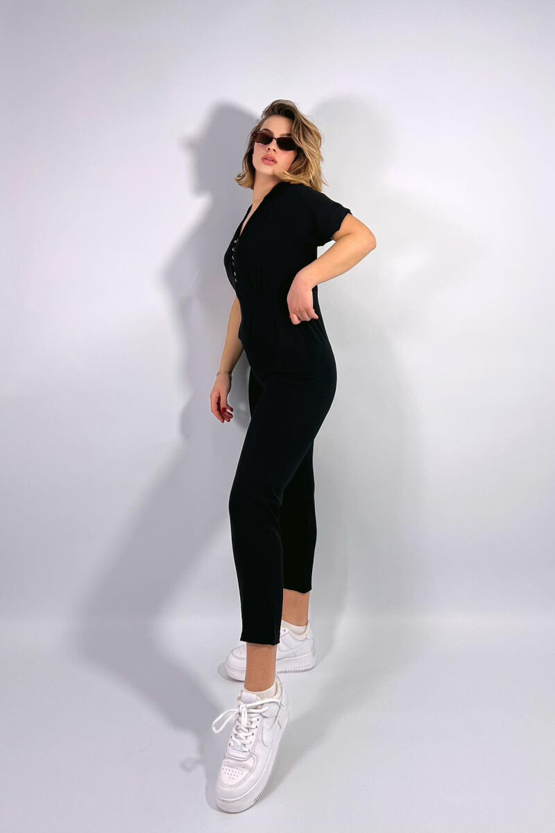 JUMPSUIT PËR FEMRA NË NGJYRËN E ZEZË - 2