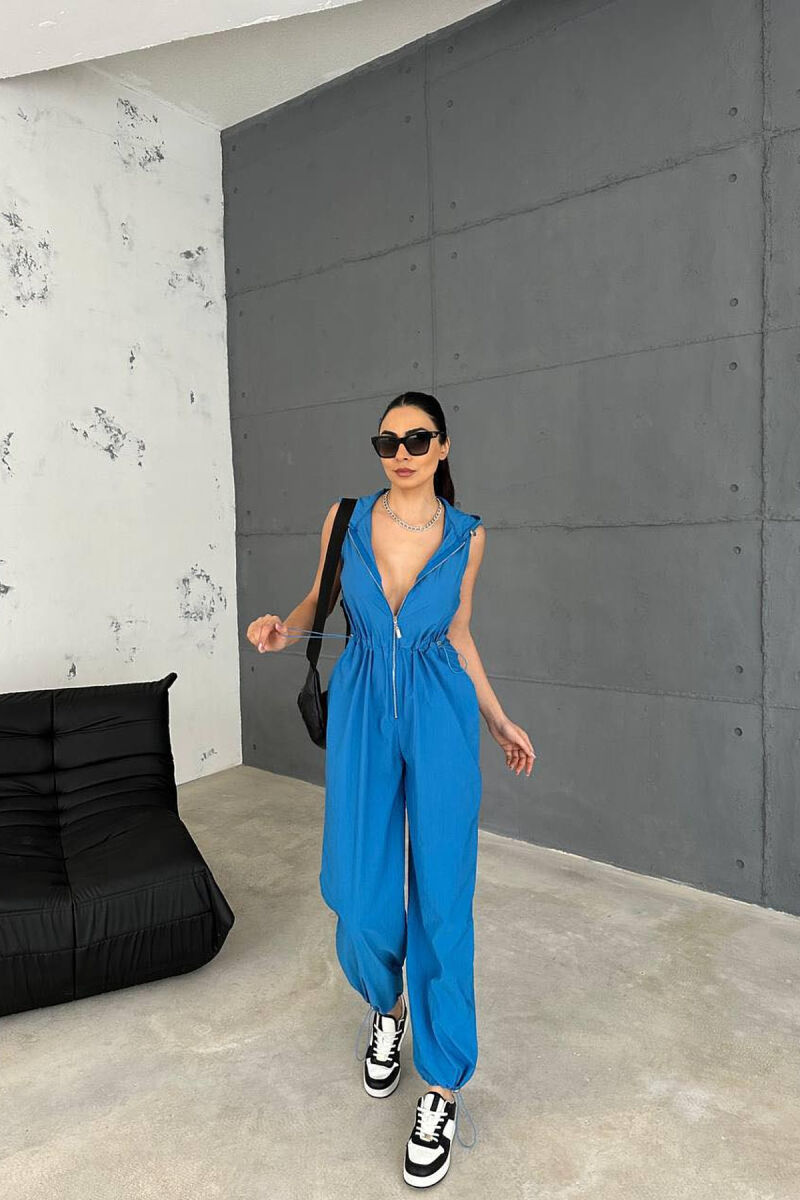 JUMPSUIT SPORTIV ME KAPUÇ PËR FEMRA NË NGJYRËN BLU - 6