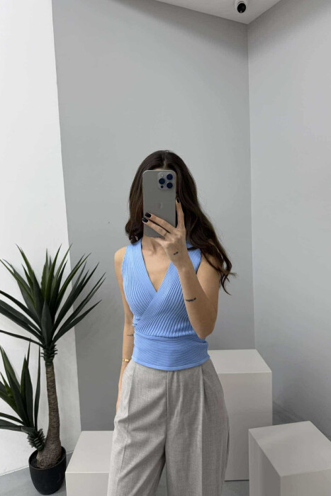 KANATJERE NJË NGJYRËSHE PËR FEMRA NË NGJYRËN BABY BLUE - 2