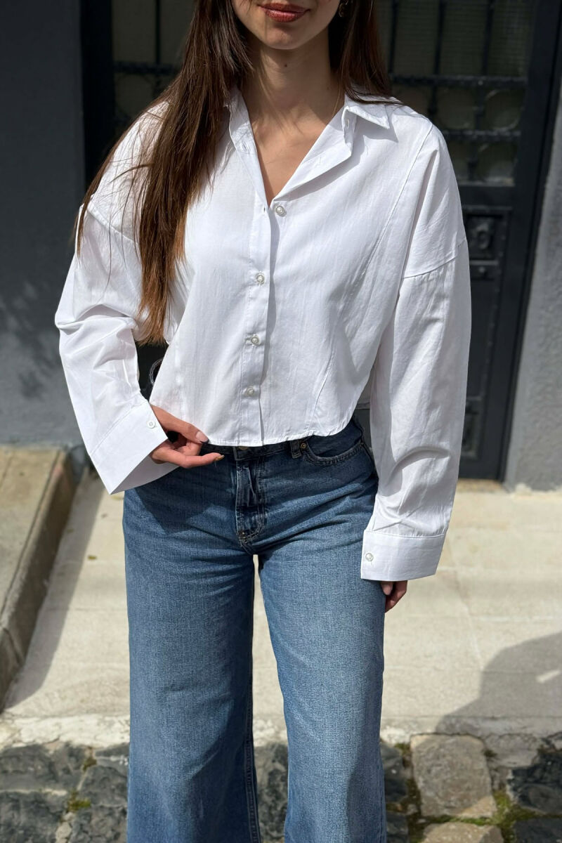 KEMISHE E SHKURTER PER FEMRA NE NGJYRE TE BARDHE - 5