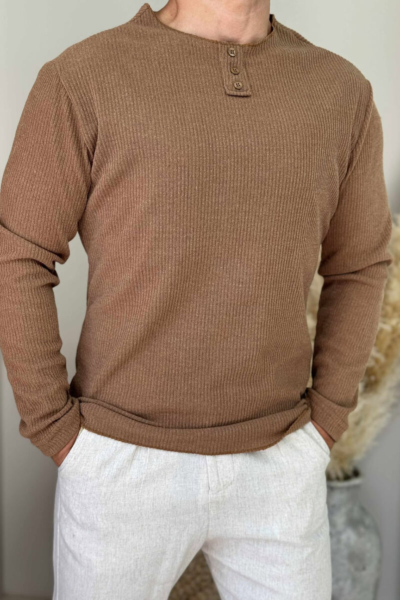 KËMISHË E THJESHTË ME KOPSA PËR MESHKUJ NË NGJYRËN KAFE - 2