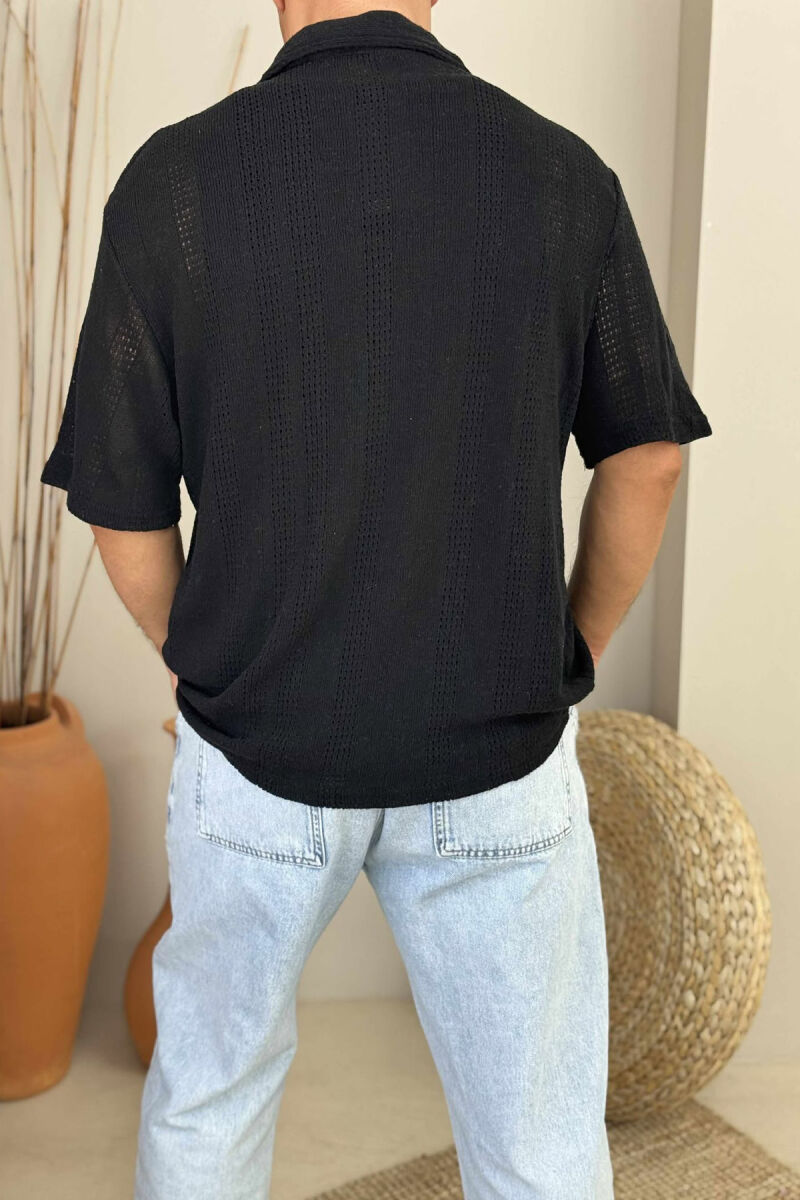 KËMISHË E THJESHTË ME MËNGË TË SHKURTRA PËR MESHKUJ NË NGJYRËN E ZEZË - 3