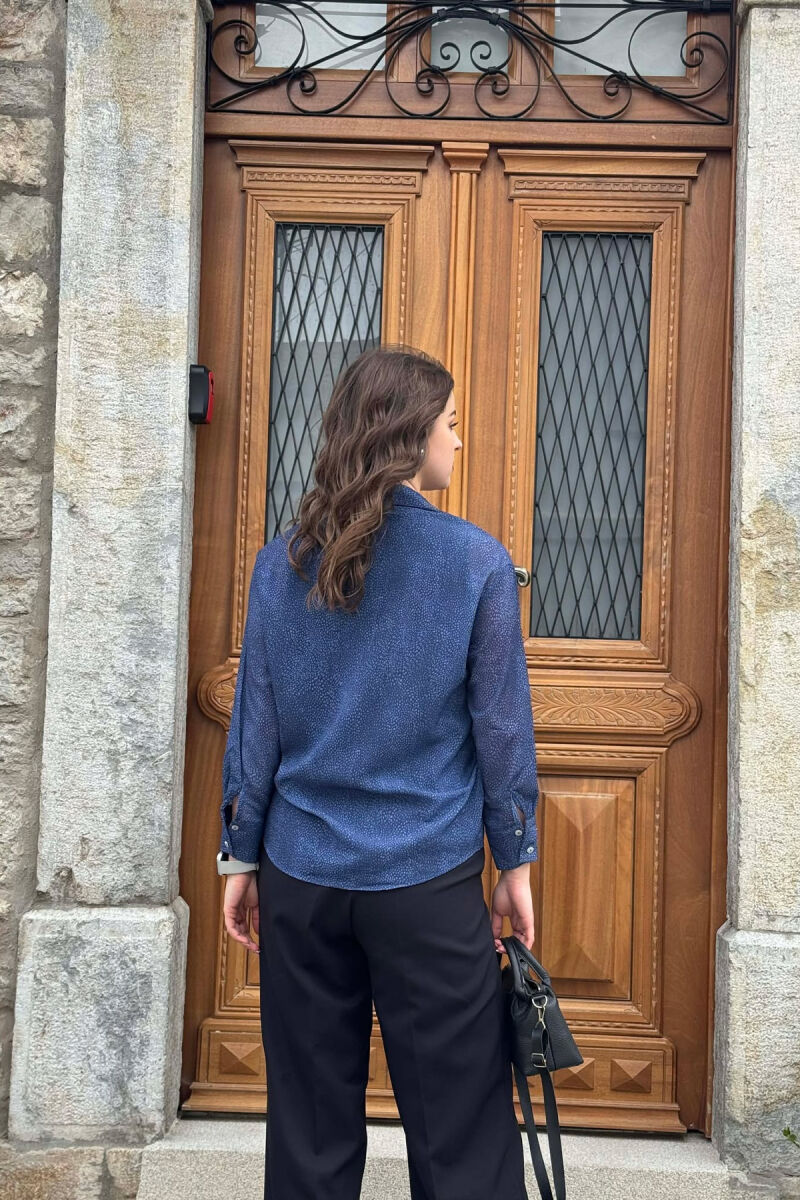 KEMISHE ELEGANTE ME PRINT MODERN PER FEMRA NE NGJYRE TE BARDHE - 5