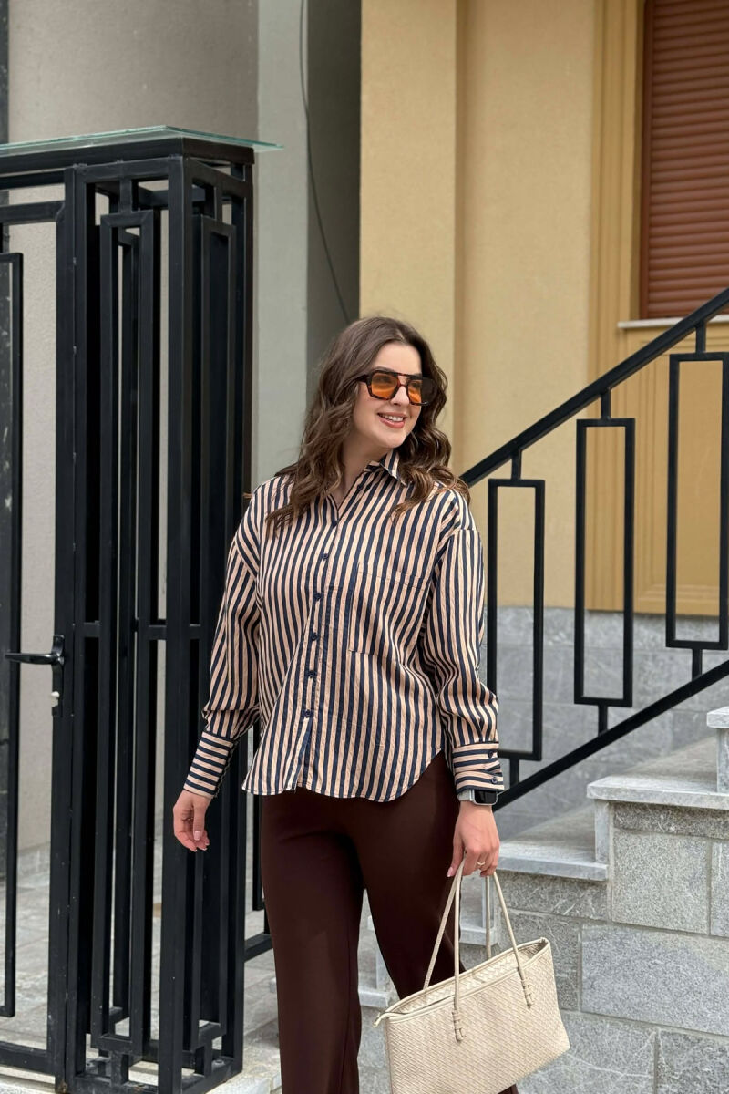 KEMISHE ME DIZAJN VIJASH PER FEMRA NE NGJYRE BLU ME BEZHE - 4