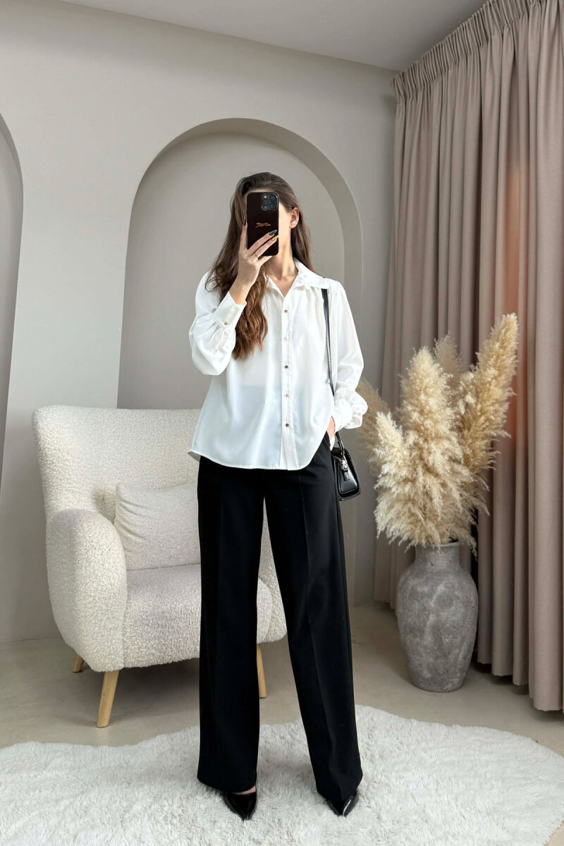 KEMISHE NJE NGJYRESHE ME BUTONA GOLD PER FEMRA NE NGJYRE TE BARDHE - 1