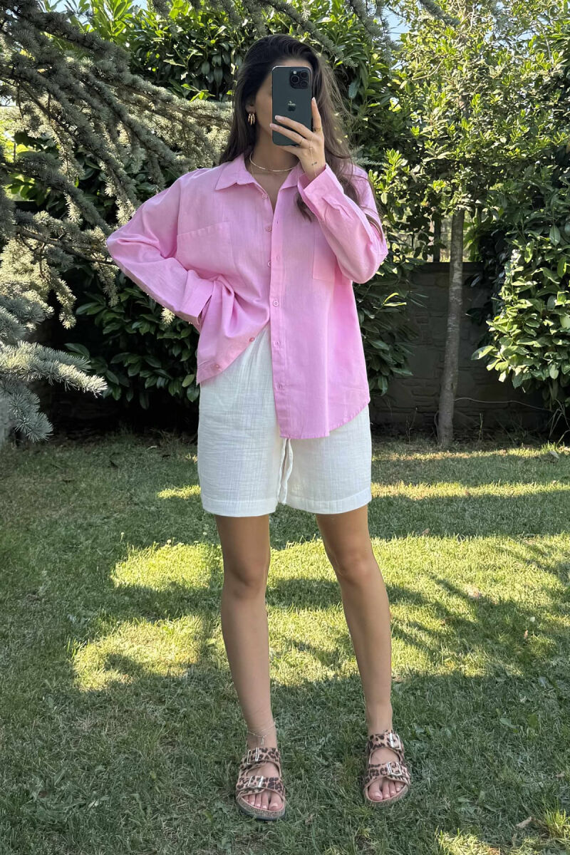 KËMISHE NJË NGJYRËSHE ME DETAJIN E XHEPAVE PËR FEMRA NË NGJYRËN ROZË - 1