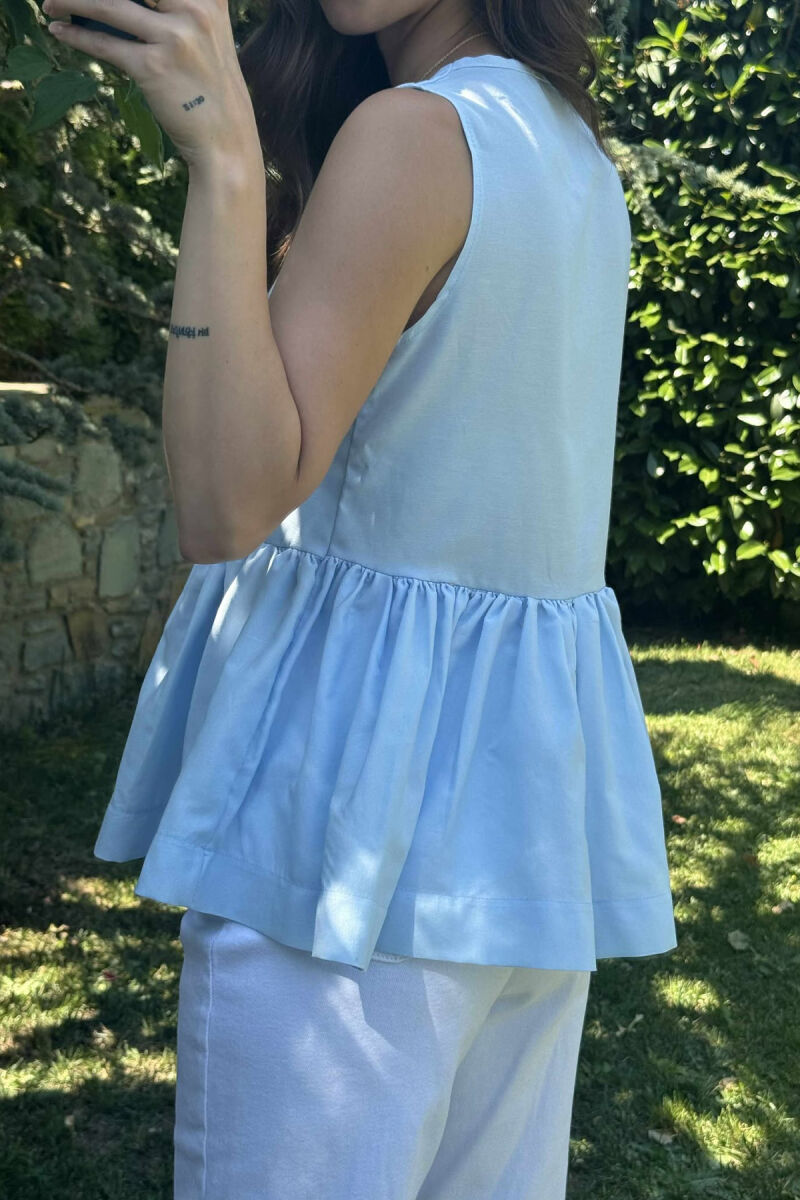 KËMISHE NJË NGJYRËSHE ME DETAJIN E LIDHSES PËR FEMRA NË NGJYRËN BLU E ZBARDHUR - 4
