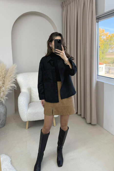 KËMISHË NJË NGJYRËSHE ME NJË XHEP PËE FEMRA NË NGJYRË TË ZEZË - 2