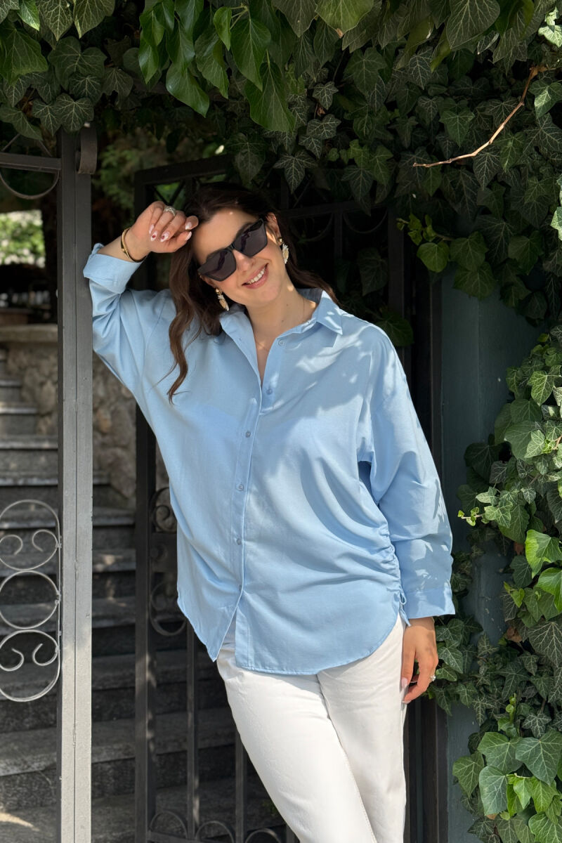 KËMISHË NJË NGJYRËSHE E THJESHTË PËR FEMRA NË NGJYRËN BABY BLUE - 4