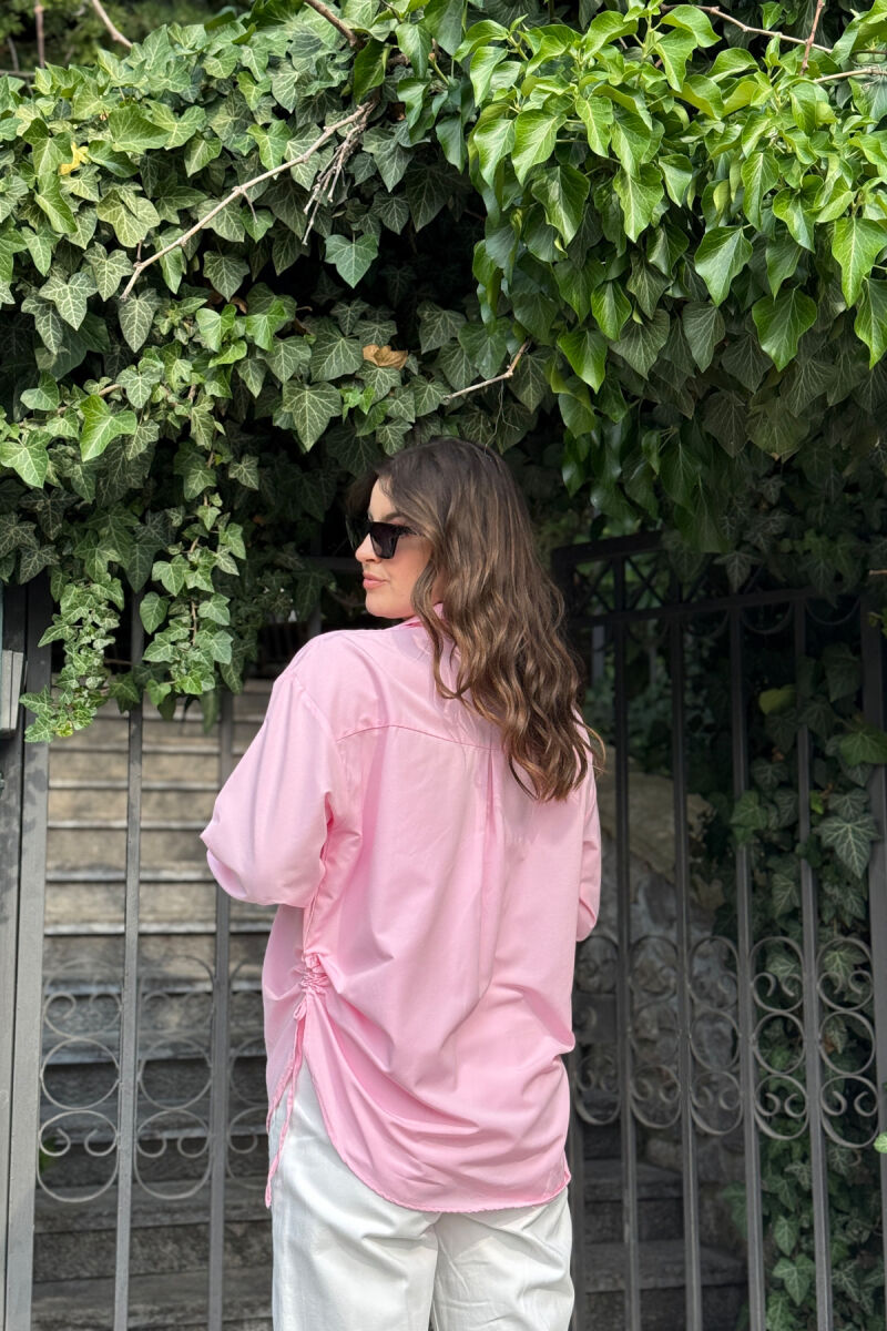 KËMISHË NJË NGJYRËSHE E THJESHTË PËR FEMRA NË NGJYRËN BABY PINK - 3