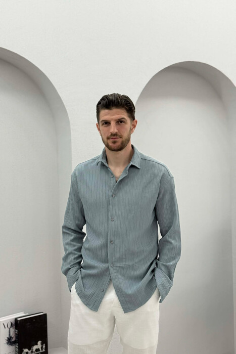 KEMISHE NJE NGJYRESHE PER MESHKUJ NE NGJYRE GRI - KLAUDIO FASHION