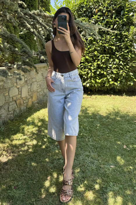 KNEE LENGTH SIMPLE WOMEN SHORTS LIGHTBLUE/BZ - 3