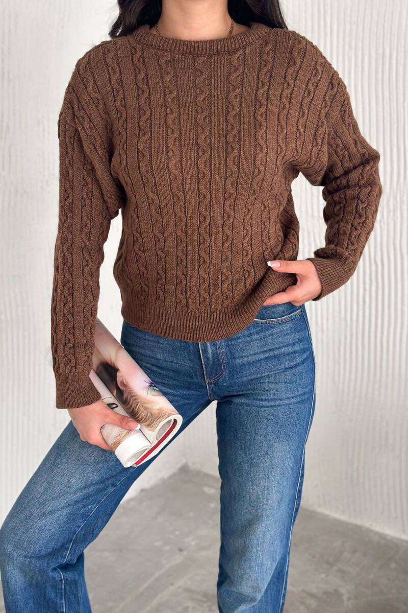 KNITTED ROUND NECK WOMEN SWEATER IN BROWN COLOR - 2