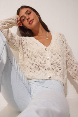 KNITTED BUTTONS WOMEN CARDIGAN WHITE-E BARDHE 