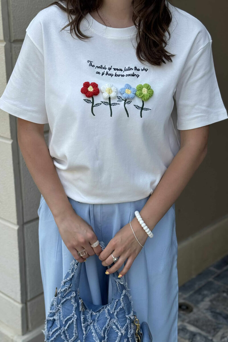 KNITTED FLOWERS ONE COLOR ROUND NECK WOMEN T-SHIRT WHITE-E BARDHE - 4
