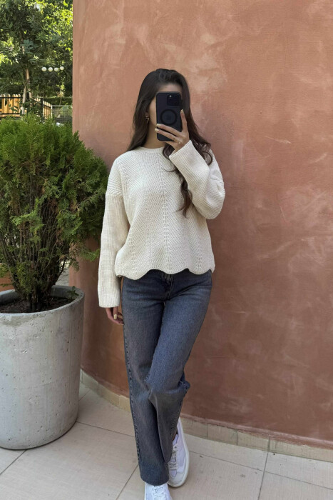 KNITTED ONE COLOR SIMPLE WOMEN SWEATER CREAM/KREM 