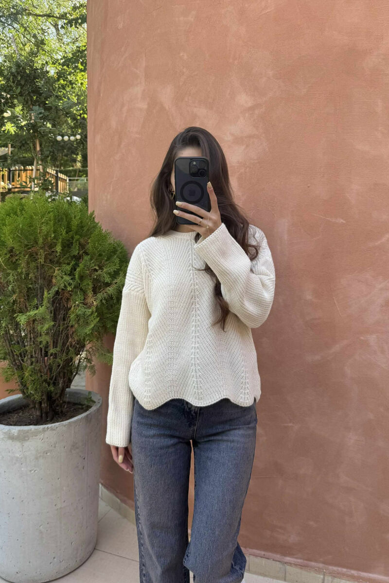 KNITTED ONE COLOR SIMPLE WOMEN SWEATER CREAM/KREM - 4