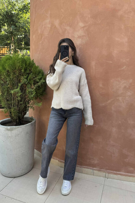 KNITTED ONE COLOR SIMPLE WOMEN SWEATER LIGHT BEIGE/BZHZB 