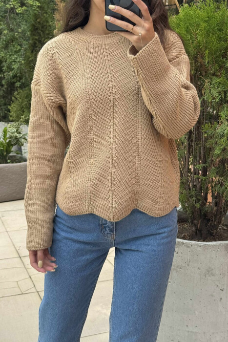KNITTED ONE COLOR SIMPLE WOMEN SWEATER LIGHT BROWN/KAZB - 3