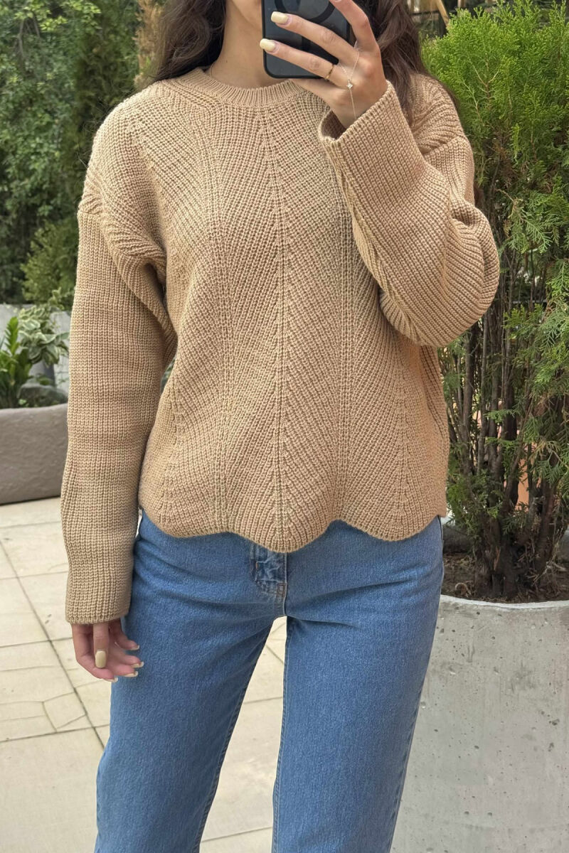 KNITTED ONE COLOR SIMPLE WOMEN SWEATER LIGHT BROWN/KAZB - 3