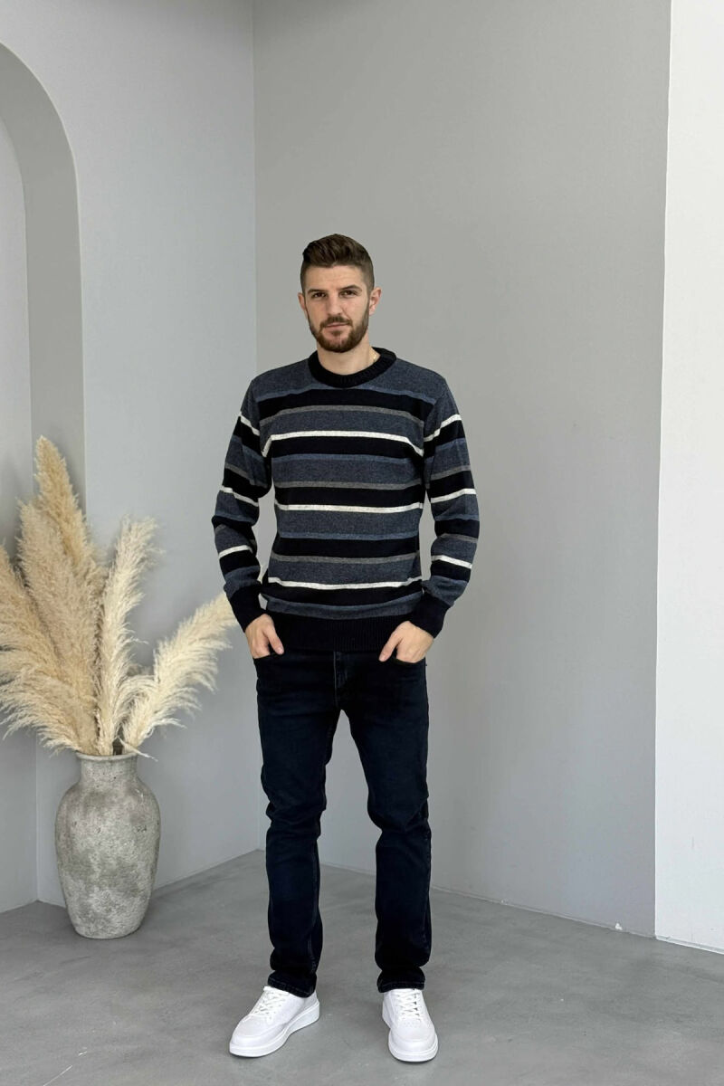 KNITTED STRIPE DESIGN MEN SWEATER DARK BLUE/BEE - 1