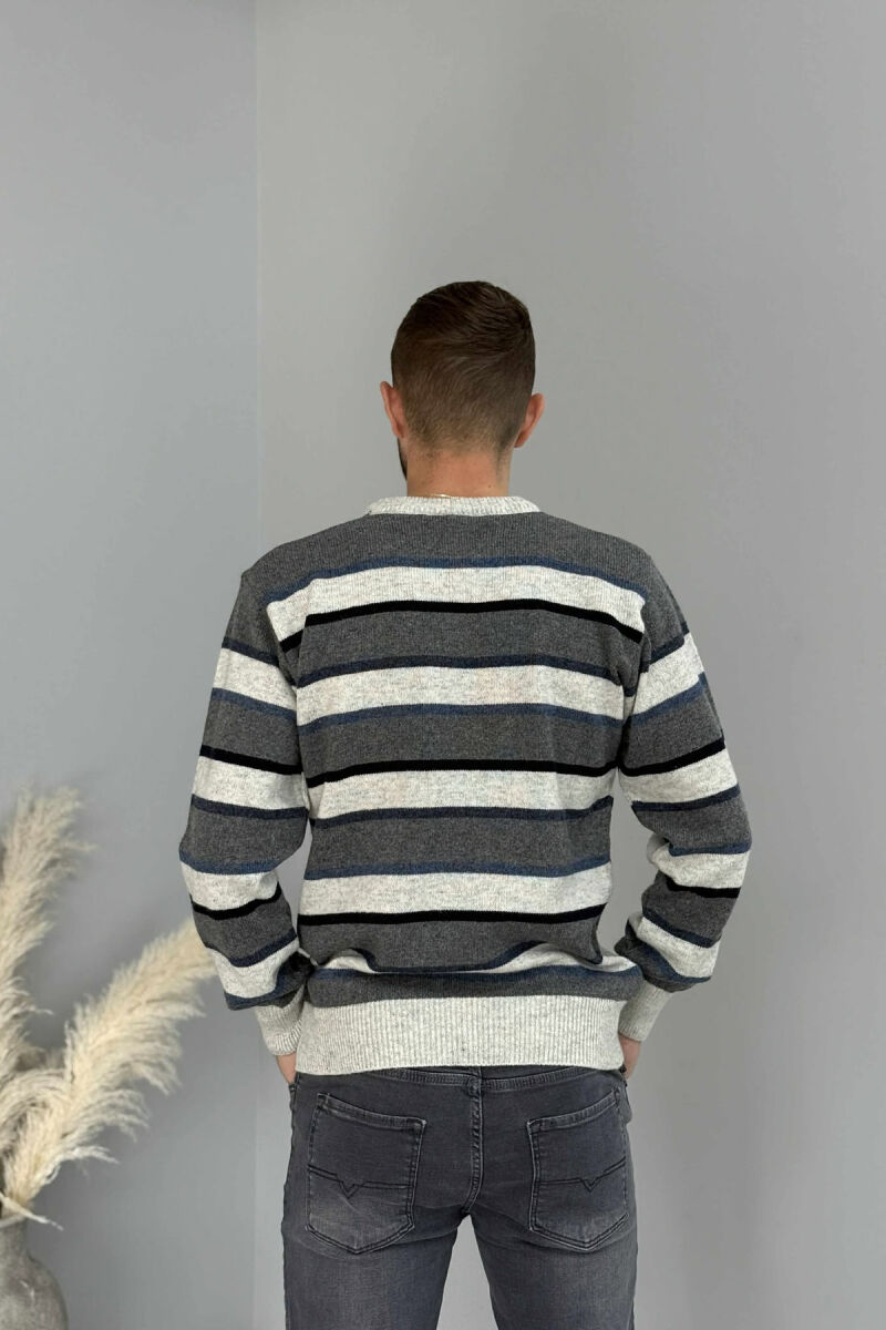 KNITTED STRIPE DESIGN MEN SWEATER LIGHT GREY/GZ - 4