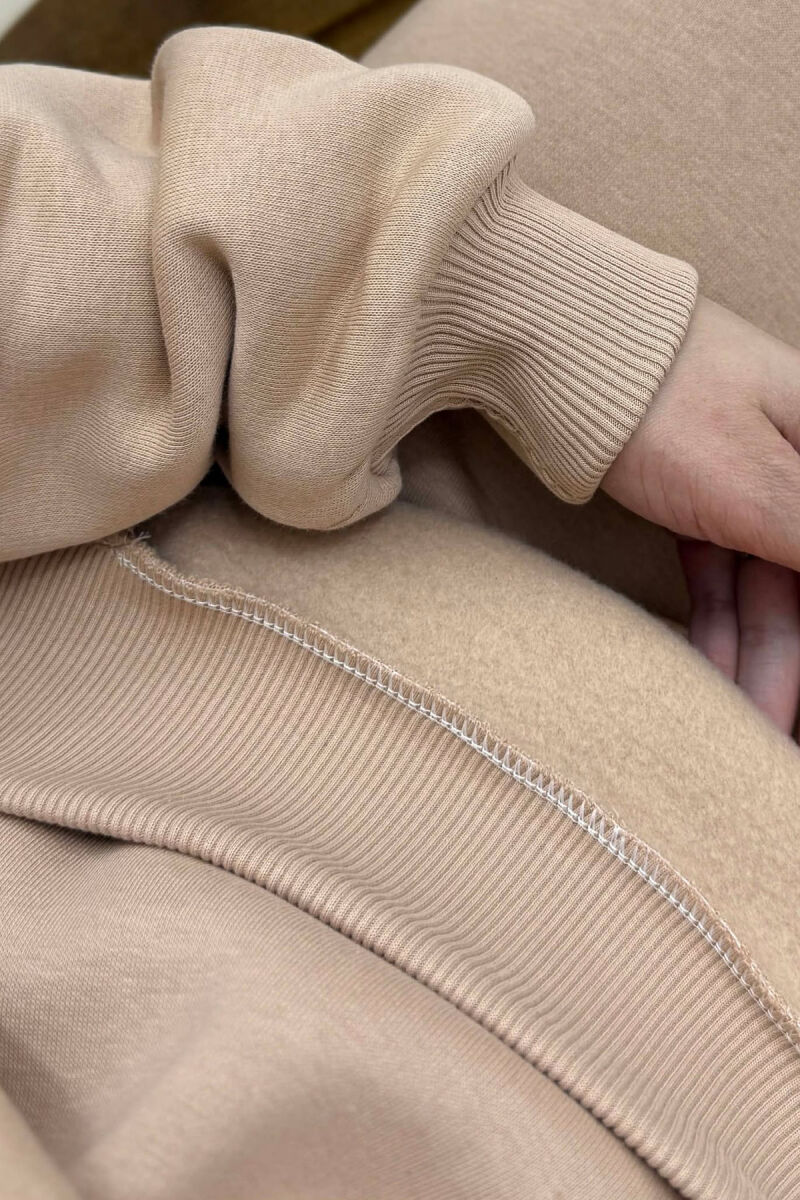 KOSTUM ME PUSH BLUZE ME JAKE TE RRUMBULLAKET + TUTA PER FEMRA NE NGJYRE BEZHE - 5