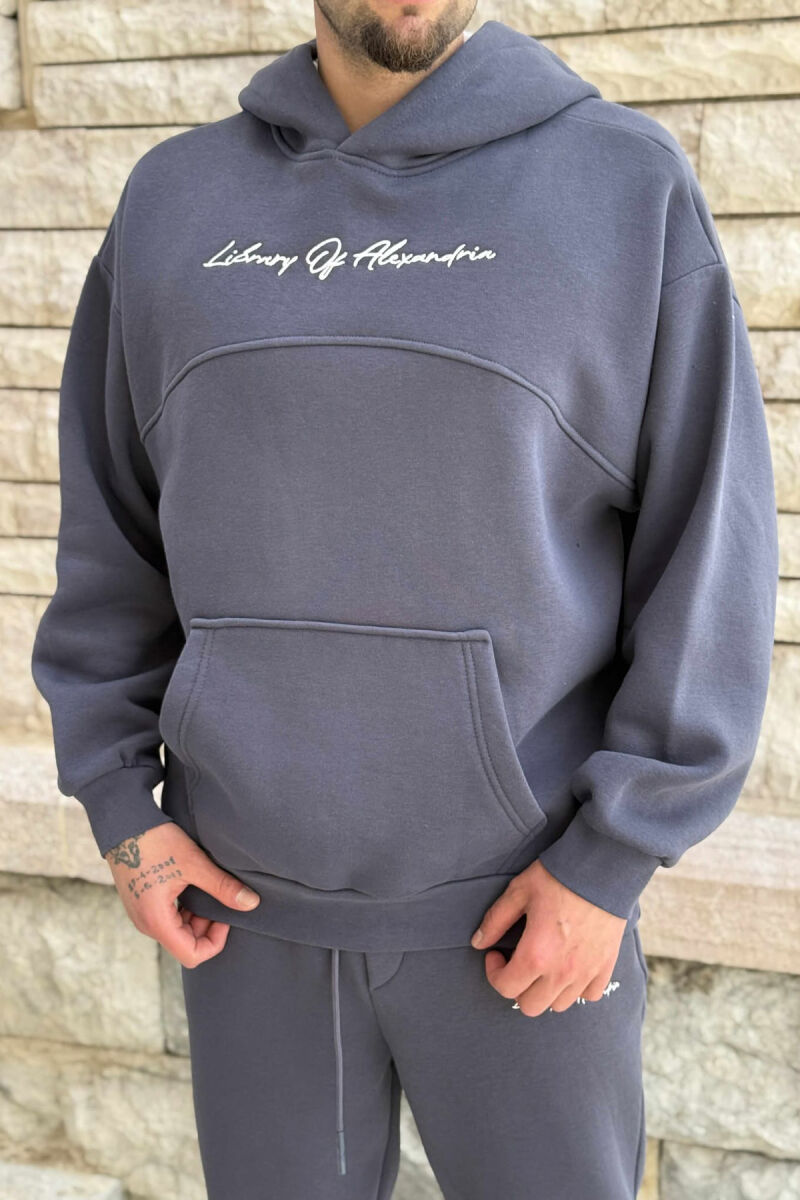 KOSTUM NJË NGJYRËSH ME PUSH HOODIE+TUTA PËR MESHKUJ NË NGJYRË GRI TË ERRËT - 5