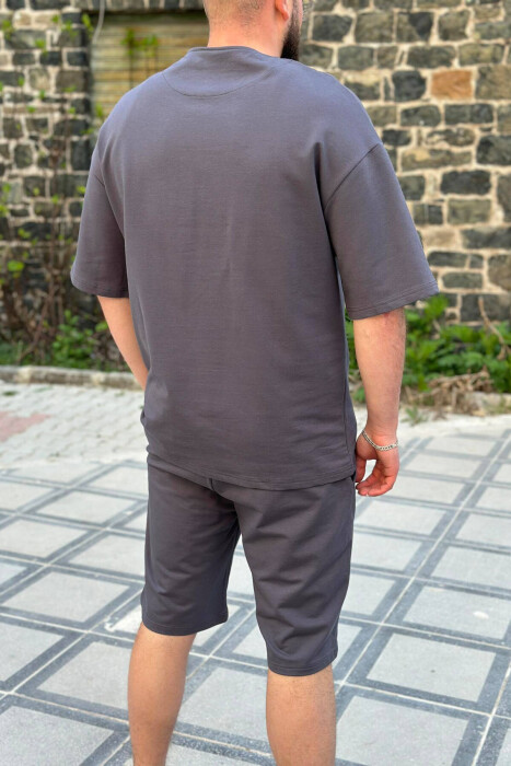 KOSTUM PAMBUKU PËR MESHKUJ NË NGJYRËN GRI TË ERRËT - 2