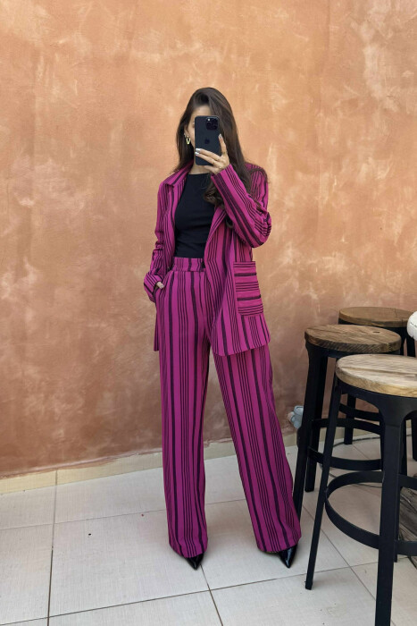 KOSTUM XHAKETË+PANTALLONA ME DIZAJN ME VIJA PËR FEMRA NË NGJYRË CIKLAMI - 3