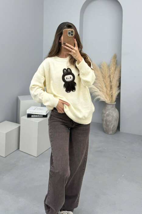 LABUBU FRONT IMAGE WOMEN SWEATER CREAM/KREM - 2