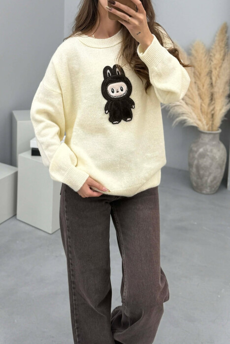 LABUBU FRONT IMAGE WOMEN SWEATER CREAM/KREM - 3