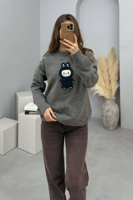 LABUBU FRONT IMAGE WOMEN SWEATER GREY/GRI - 2