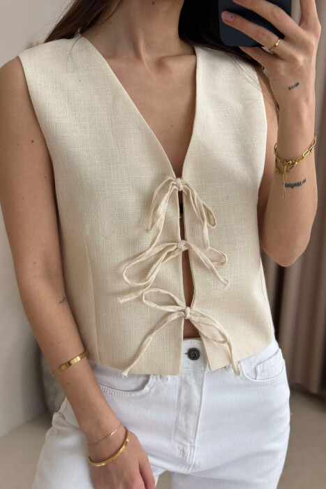 LACING DETAILS ONE COLOR WOMEN VEST CREAM/KREM 