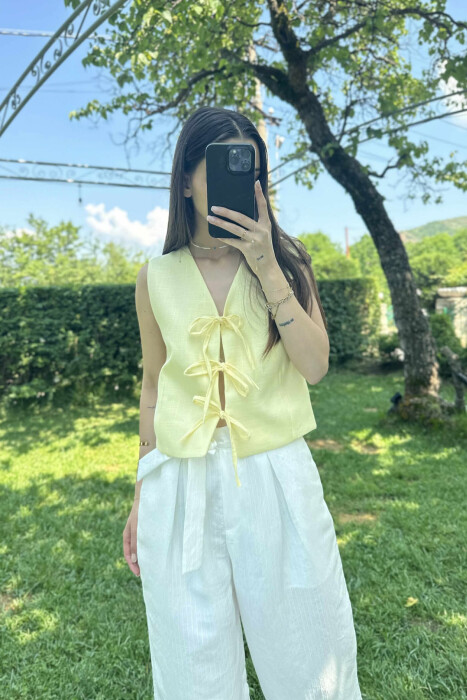 LACING DETAILS ONE COLOR WOMEN VEST YELLOW/E VERDHE 