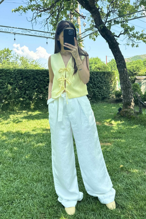 LACING DETAILS ONE COLOR WOMEN VEST YELLOW/E VERDHE 