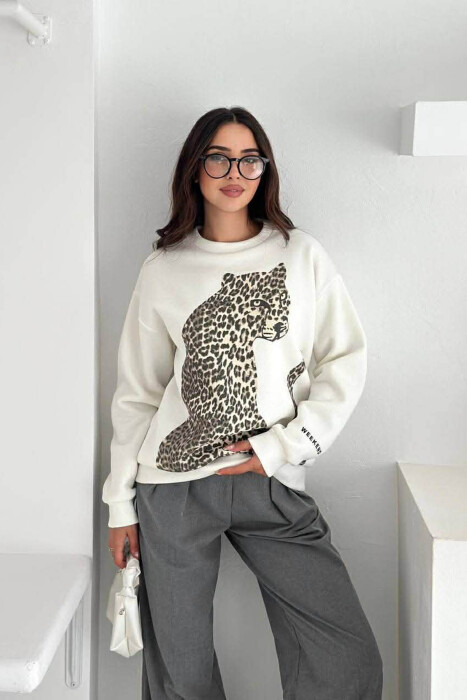 LEO FRONT IMAGE FLUFFY WOMEN SWEATSHIRT WHITE-E BARDHE - KLAUDIO FASHION