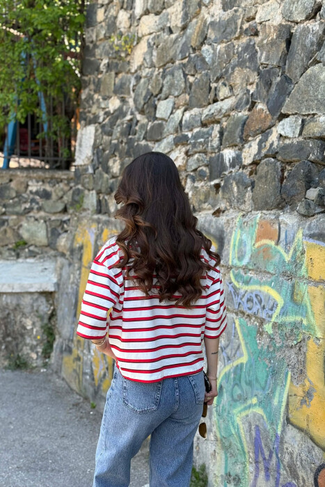 LINES DESIGN FRONT WRITTINGS WOMAN T-SHIRT WHITE-RED/BAKU - 3