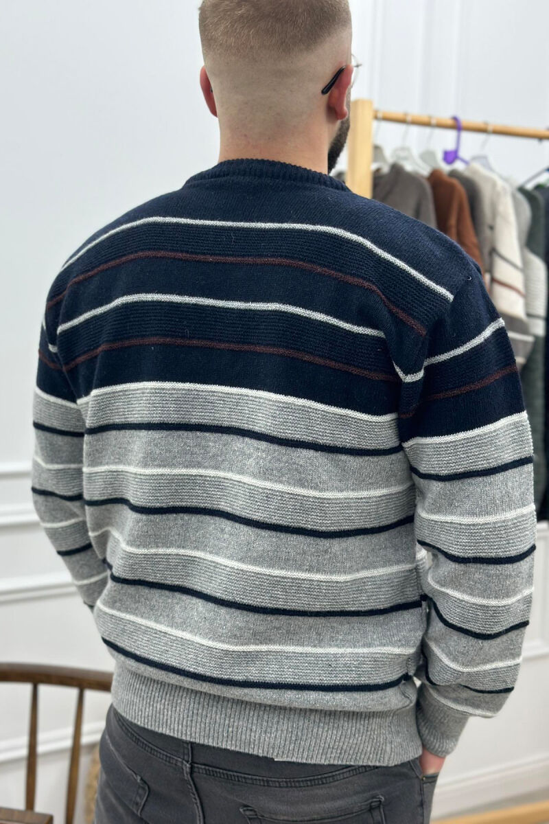 LINES DIFFERENT COLORS MEN SWEATER DARK BLUE/BEE - 2