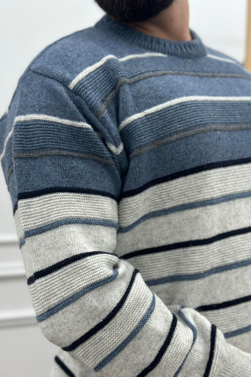 LINES DIFFERENT COLORS MEN SWEATER LIGHTBLUE/BZ - 2