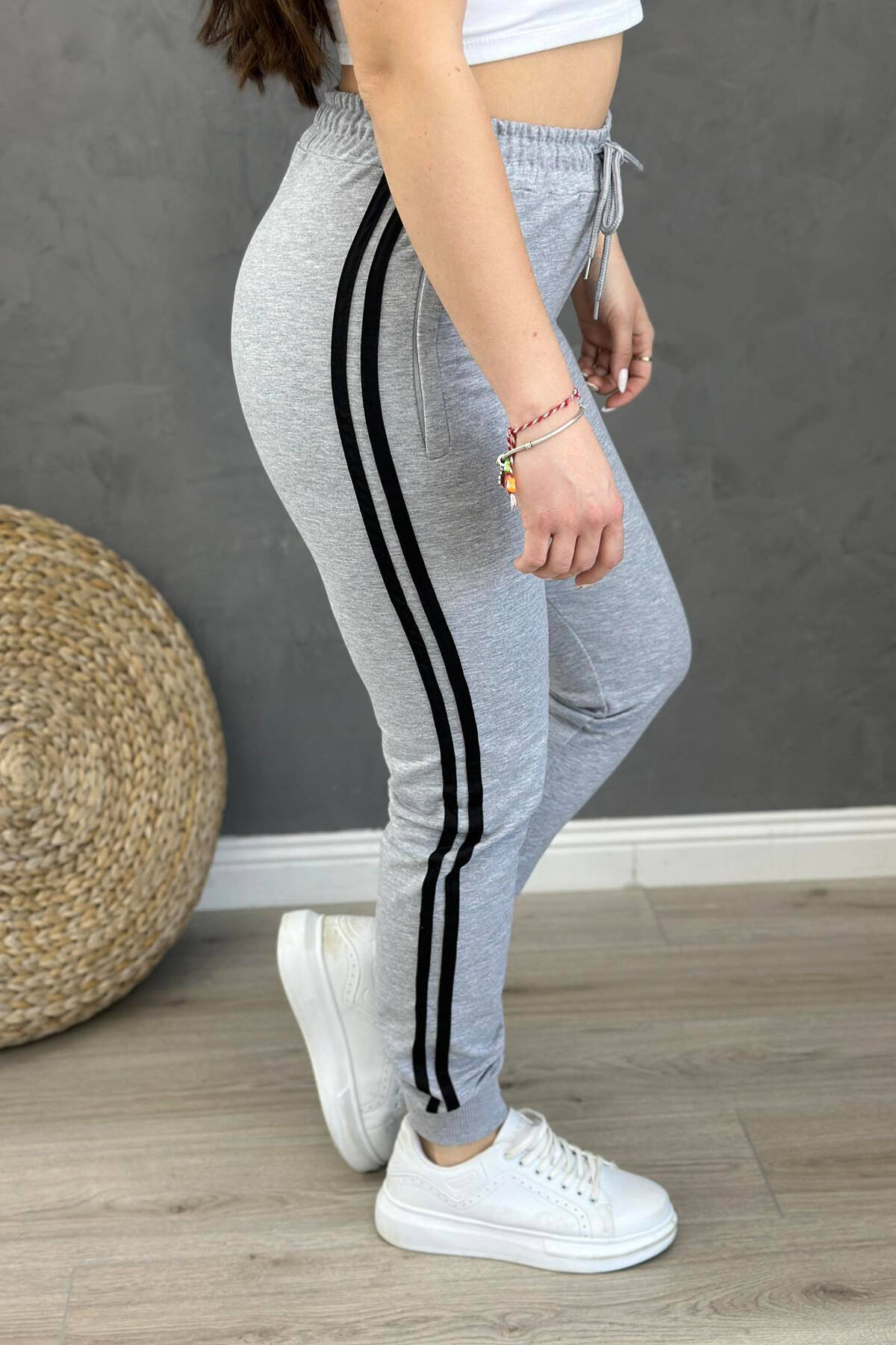 LINES ONE COLOR COTTON WOMAN SWEATPANTS LIGHT GREY GZ SWEATPANTS KLAUDIO FASHION ROY 2128