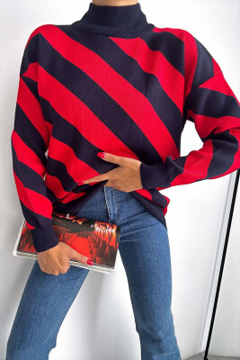 LINES TWO DIFFERENT COLORS HIGH NECK WOMAN SWEATER BLUE+RED/BLU-KUQE 