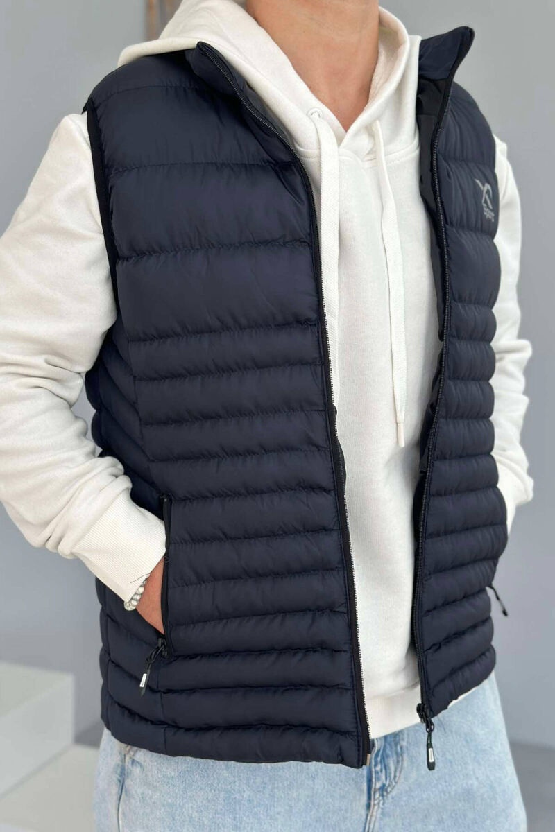 LITTLE STAMP ONE COLOR POCKET MEN VEST DARK BLUE/BEE - 2